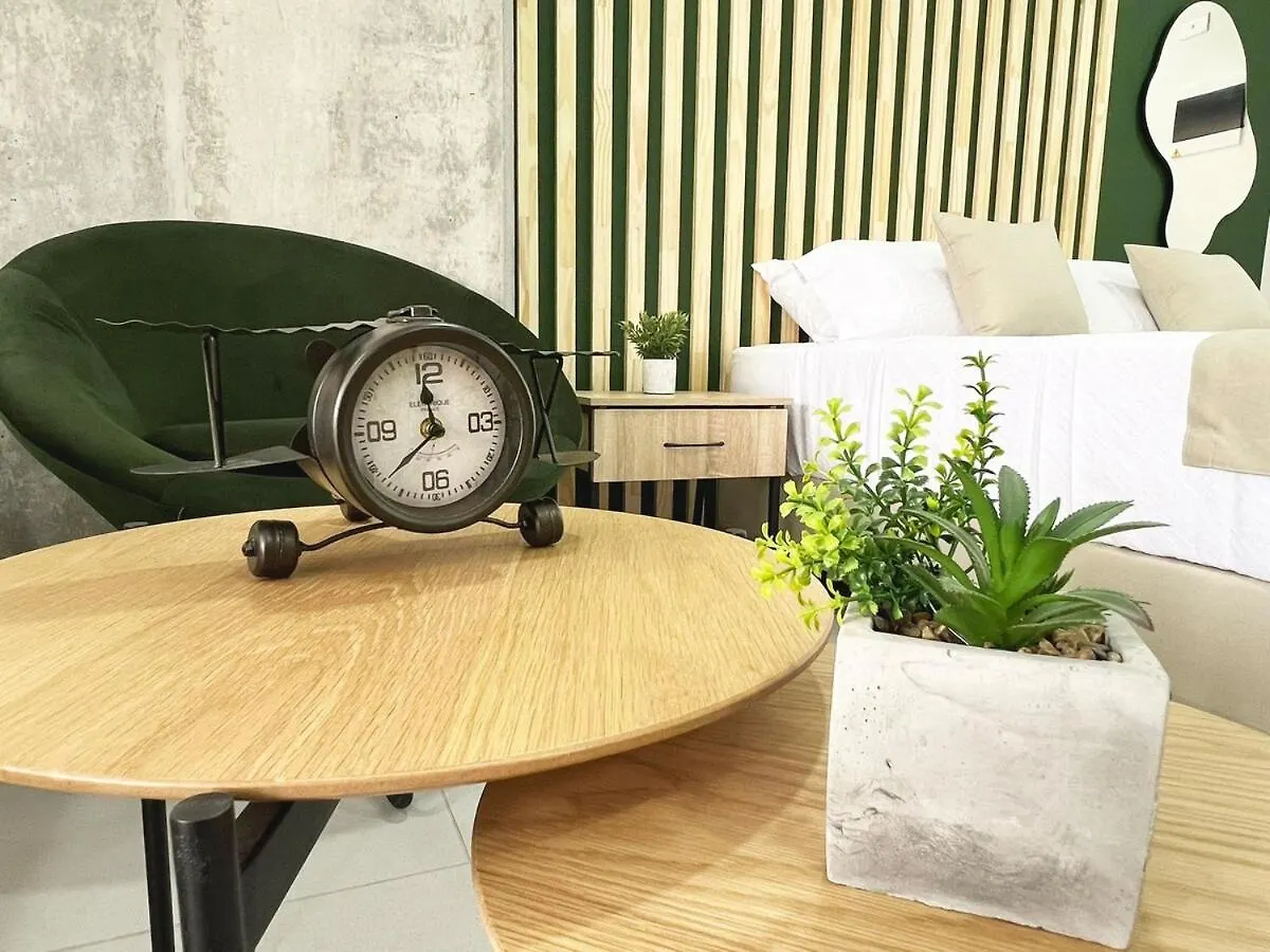 Apartamento Con Terraza Y Vista En ميديلين 0*,