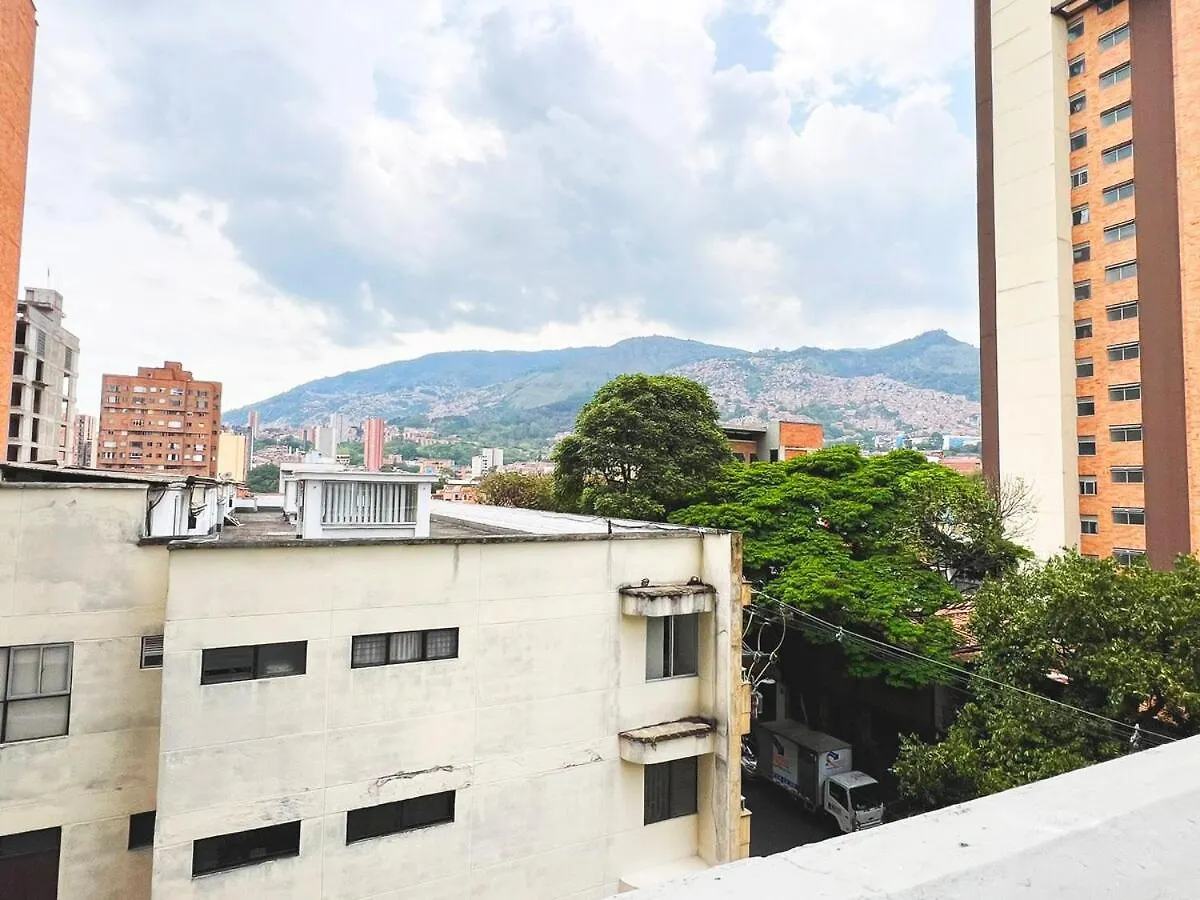 Apartamento Con Terraza Y Vista En 메딜린 아파트