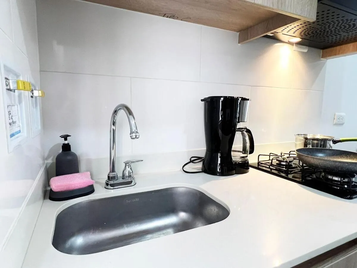 아파트 Apartamento Con Terraza Y Vista En 메딜린 콜롬비아