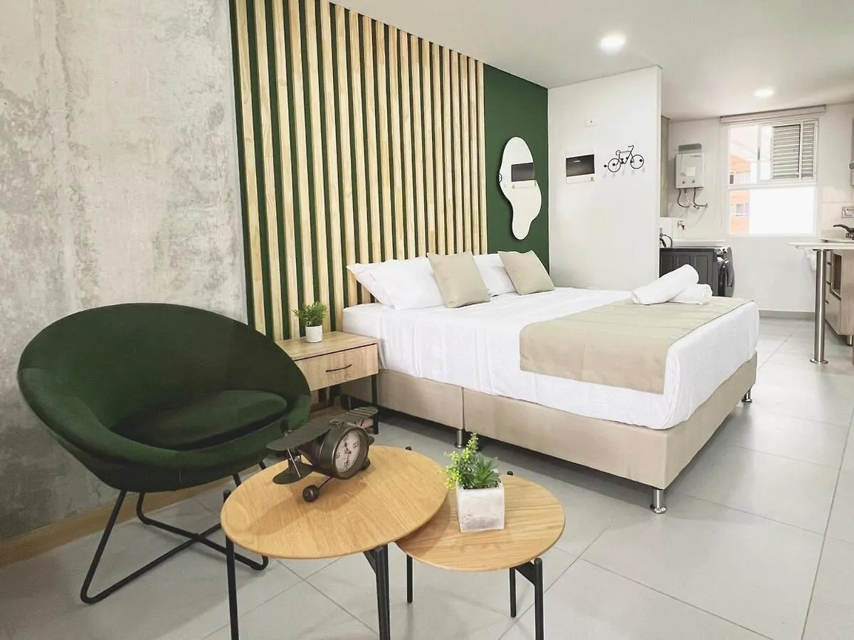 Apartamento Con Terraza Y Vista En 메딜린